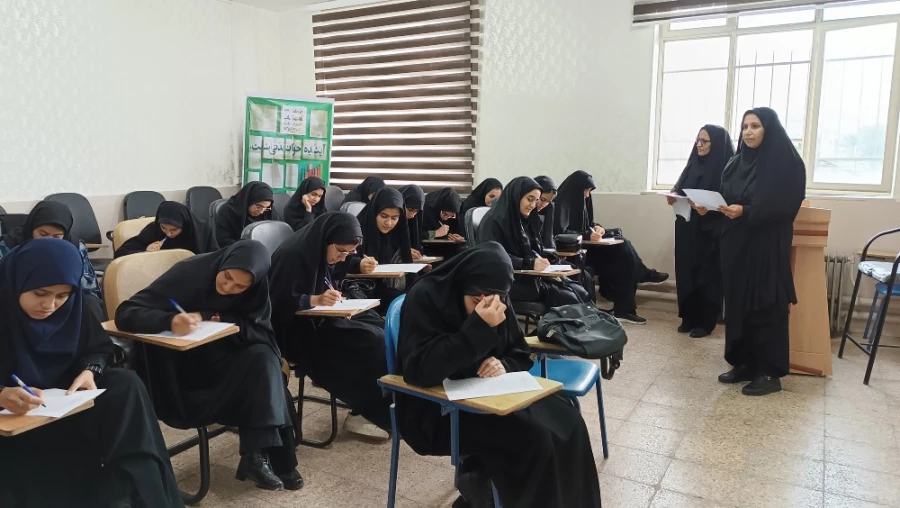 برگزاری مسابقه کتاب خوانی در پردیس امام جعفر صادق (ع) 2