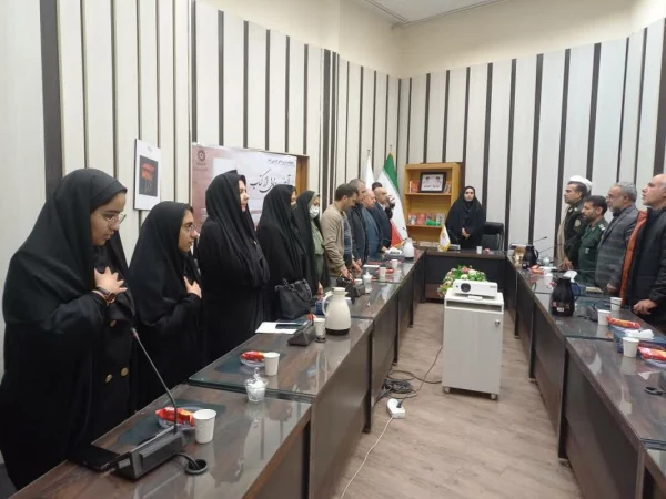 بازدید دانشجومعلمان پردیس امام جعفر صادق (ع) از کتابخانه عمومی شهر ایلام 2