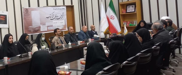 بازدید دانشجومعلمان پردیس امام جعفر صادق (ع) از کتابخانه عمومی شهر ایلام 2