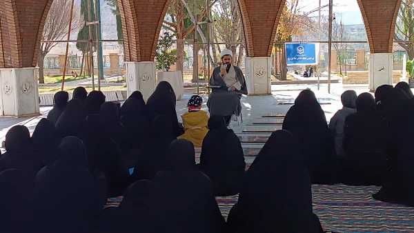 حضور اساتید، کارکنان و دانشجومعلمان پردیس امام جعفرصادق(ع) در گلزار شهدای بهشت رضا به مناسبت شهادت حضرت زهرا (س) 2