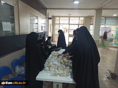 برگزاری برنامه دوشنبه های قرآنی کانون قرآن و عترت پردیس امام جعفر صادق (ع) همراه با توزیع رزق معنوی بین دانشجومعلمان