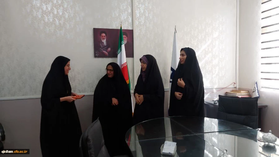 برگزاری مسابقه عکاسی شب یلدا در پردیس امام جعفرصادق(ع) و تقدیر از شرکت کننده برتر 2