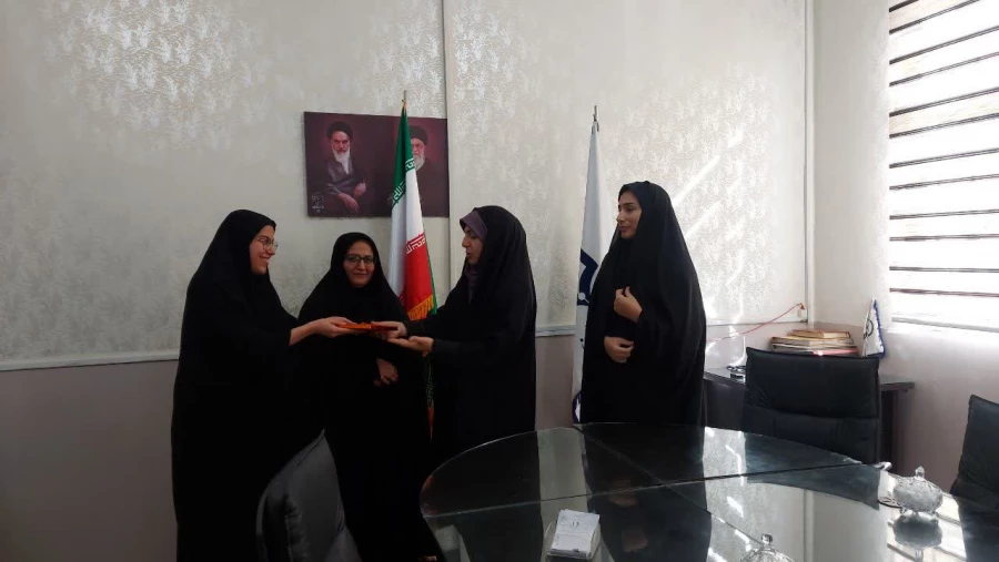 برگزاری مسابقه عکاسی شب یلدا در پردیس امام جعفرصادق(ع) و تقدیر از شرکت کننده برتر 3