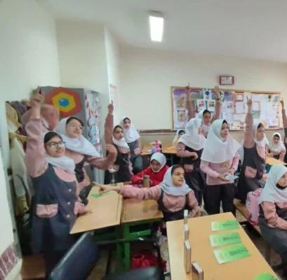  برگزاری برنامه دوشنبه های قرآنی پردیس امام جعفر صادق(ع) توسط کانون قرآن و عترت با حضور در دبستان شهید صیاد شیرازی شهر ایلام  2