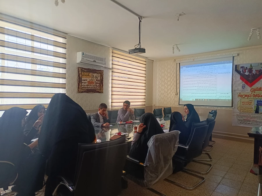 آغاز برگزاری کارگاه های توانمند سازی دانشجو معلمان برگزیده جشنواره تدریس برتر جهت شرکت در مسابقات منطقه ای 5