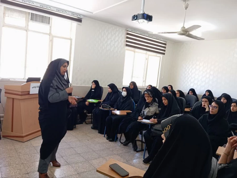 برگزاری جلسه اول کارگاه مقاله نویسی 4