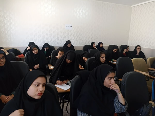 برگزاری جلسه اول کارگاه مقاله نویسی 6