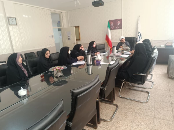 هشتمین جلسه شورای پردیس امام جعفر صادق علیه السلام 4