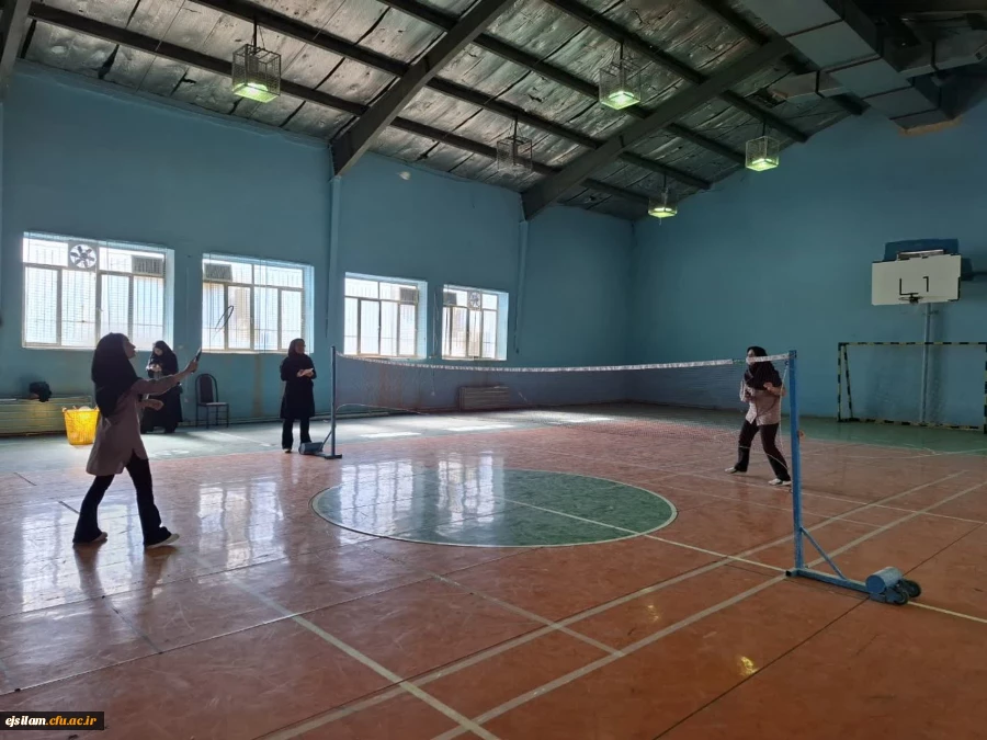 برگزاری مسابقات بدمینتون 4