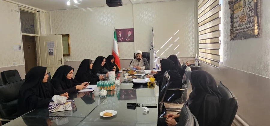 نهمین جلسه شورای پردیس امام جعفر صادق علیه السلام  6