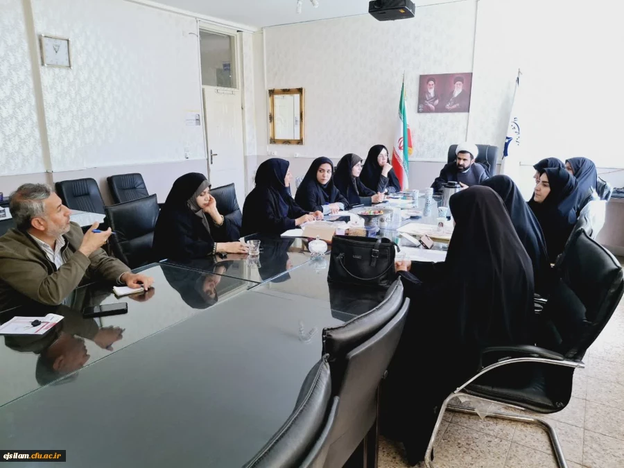 اولین جلسه شورای پردیس امام جعفر صادق (ع) در سال 1404 در محل دفتر ریاست پردیس برگزار شد 2