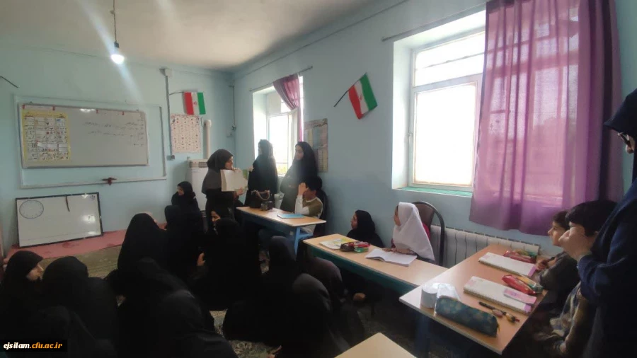 بازدید دانشجومعلمان پردیس امام جعفر صادق (ع) از کلاس های چندپایه مدارس شهرستان ایلام 2