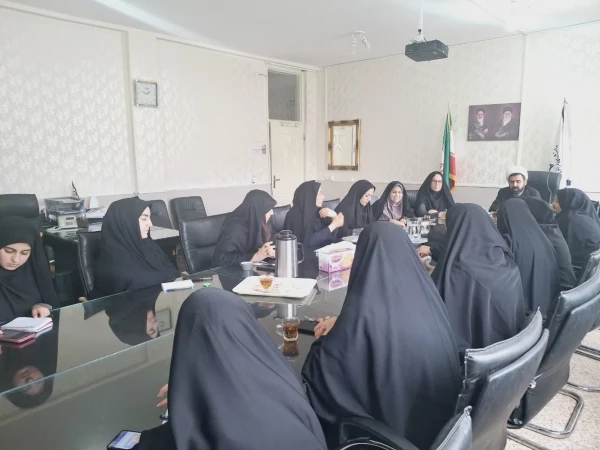 دومین جلسه شورای پردیس امام جعفر صادق (ع) برگزار شد 2