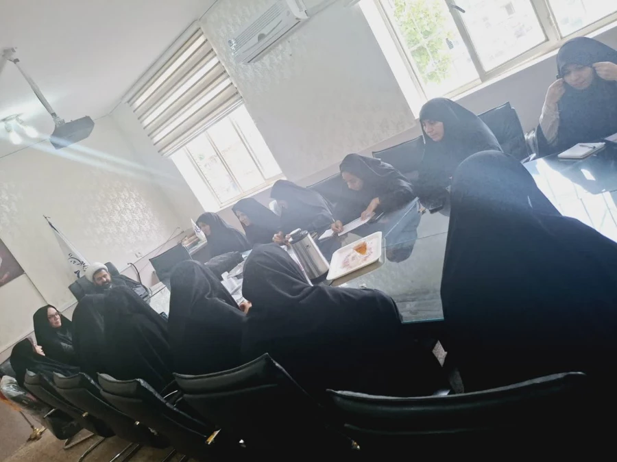 دومین جلسه شورای پردیس امام جعفر صادق (ع) برگزار شد 2