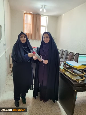 تجلیل از اساتید پردیس امام جعفر صادق (ع) به مناسبت  دهه سرآمدی آموزش و بزرگداشت مقام معلم
