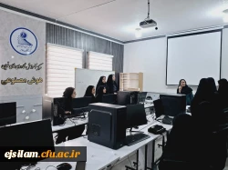 بازدید دانشجویان پردیس امام جعفر صادق (ع) از پژوهش سرای اداره کل آموزش و پرورش به مناسبت دهه سرآمدی آموزش 2