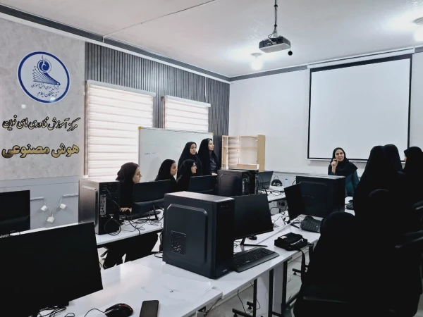 بازدید دانشجویان پردیس امام جعفر صادق (ع) از پژوهش سرای اداره کل آموزش و پرورش به مناسبت دهه سرآمدی آموزش 2