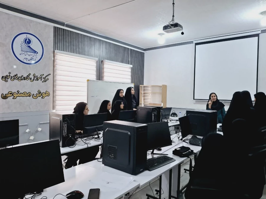 بازدید دانشجویان پردیس امام جعفر صادق (ع) از پژوهش سرای اداره کل آموزش و پرورش به مناسبت دهه سرآمدی آموزش 2