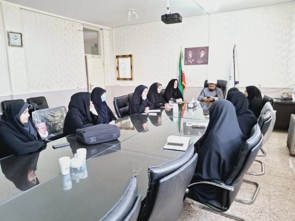 سومین جلسه شورای پردیس امام جعفر صادق (ع) با حضور اعضای شورا برگزار شد 2