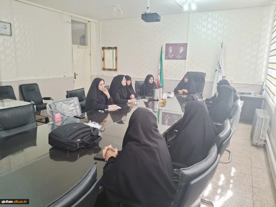 چهارمین جلسه شورای پردیس با حضور اعضای شورا برگزار شد 2