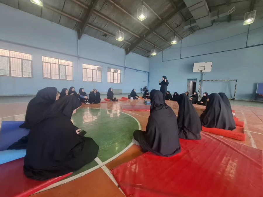 برگزاری کارگاه حرکات اصلاحی ویژه دانشجومعلمان مهرماه1404 3