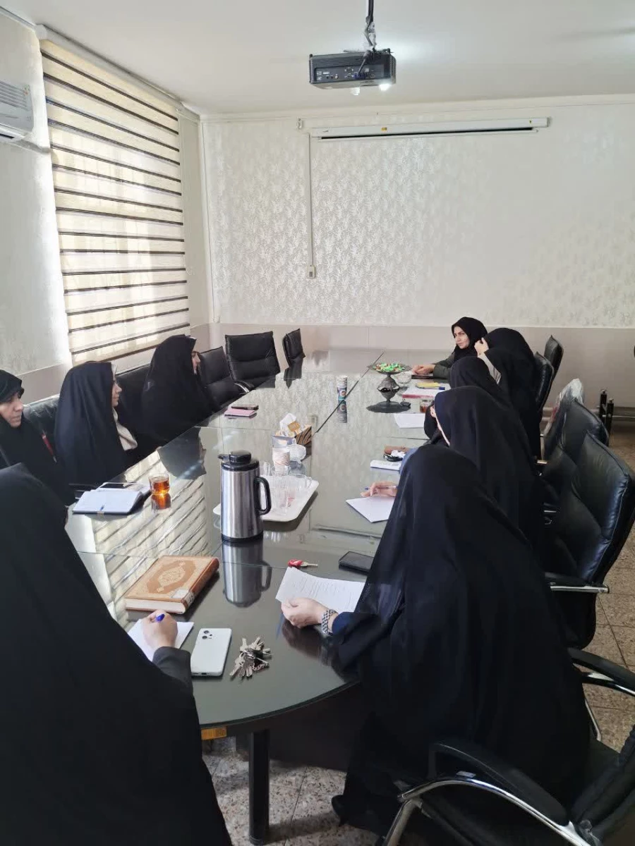 هشتمین جلسه از سلسله جلسات شورای پردیس امام جعفر صادق (ع) برگزار شد 2