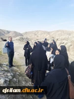 برگزاری بازدید علمی دانشجومعلمان رشته آموزش علوم اجتماعی از موزه باستان شناسی و آثار باستانی شهرستان دره شهر به مناسبت بزرگداشت روز علوم اجتماعی 4